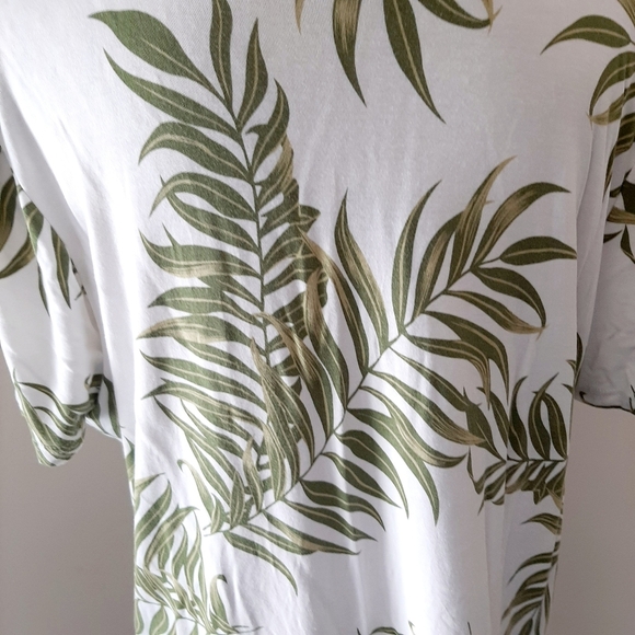 PINEAPPLE MOON TEE SHIRT - Picture 5 of 6